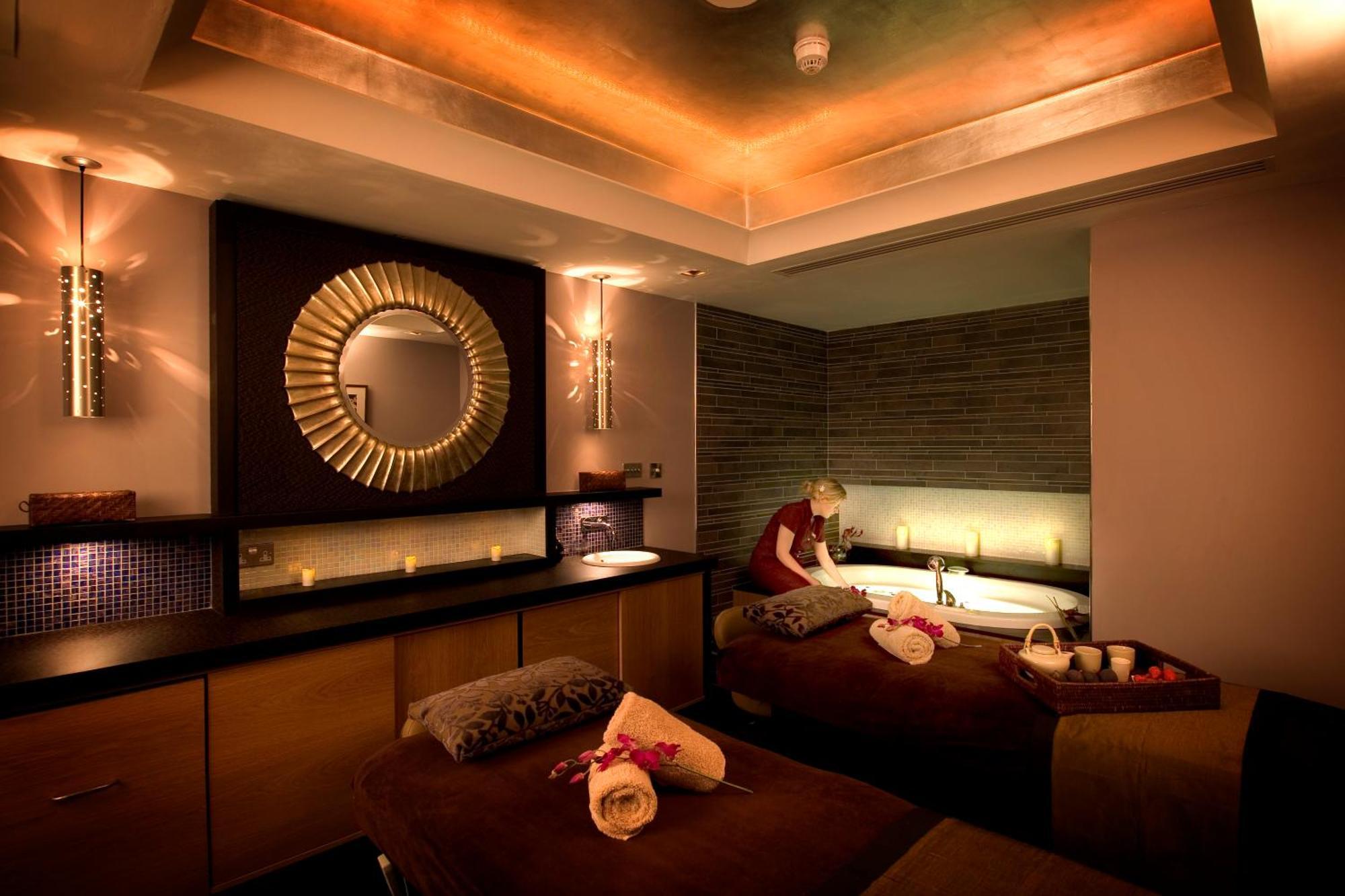 Grosvenor Pulford Hotel & Spa Kültér fotó